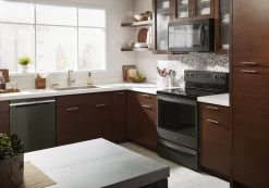 Whirlpool® 30" Fingerprint Resistant Stainless Steel Freestanding Electric Range -Professional Kitchen Appliance Store 4762431d 6247 41a5 b96e 2371d158985e