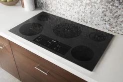 Whirlpool® 30" Stainless Steel Electric Cooktop -Professional Kitchen Appliance Store 68160bf8 f972 49f0 8daa 7c8f0d81fd18