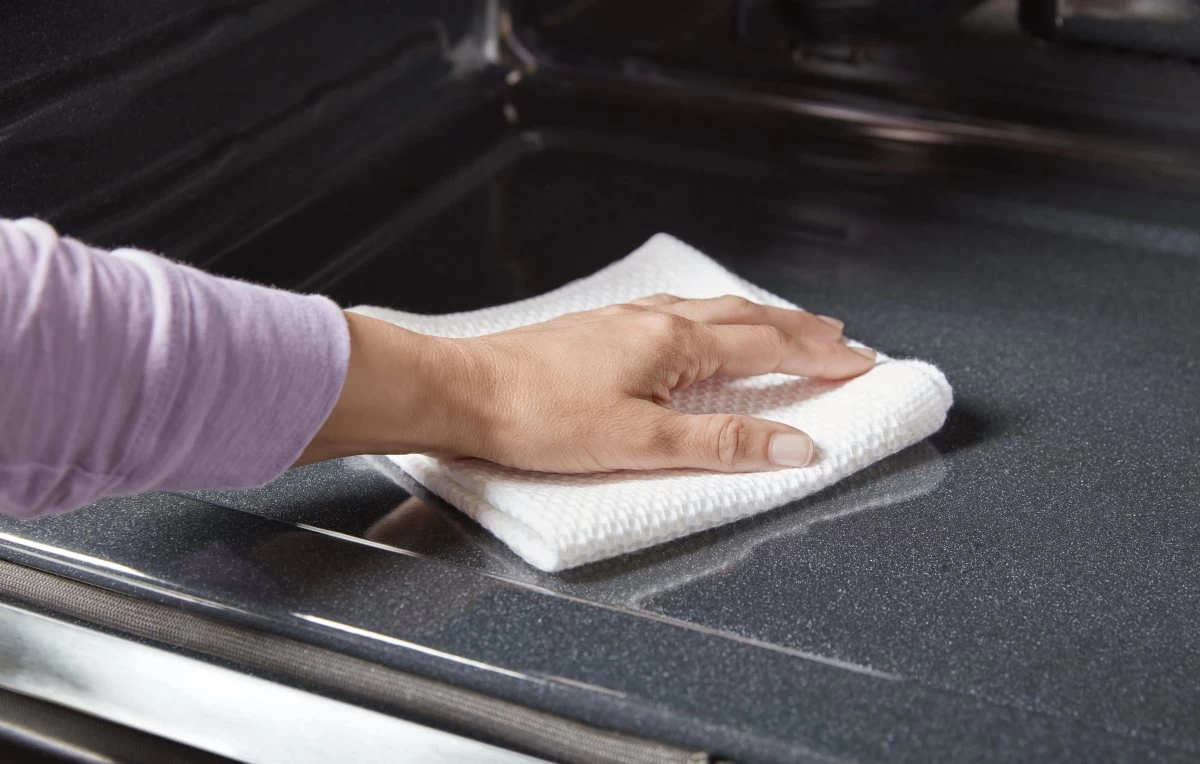 Whirlpool® 27" White Single Electric Wall Oven 5 Whirlpool® 27" White Single Electric Wall Oven - Image 3