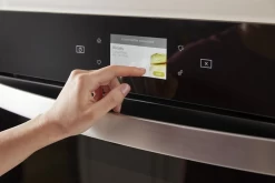 Whirlpool® 30" PrintShield™ Black Stainless Steel Single Electric Wall Oven -Professional Kitchen Appliance Store 9a5d21c9 8858 43cb b73d 059f29f29701