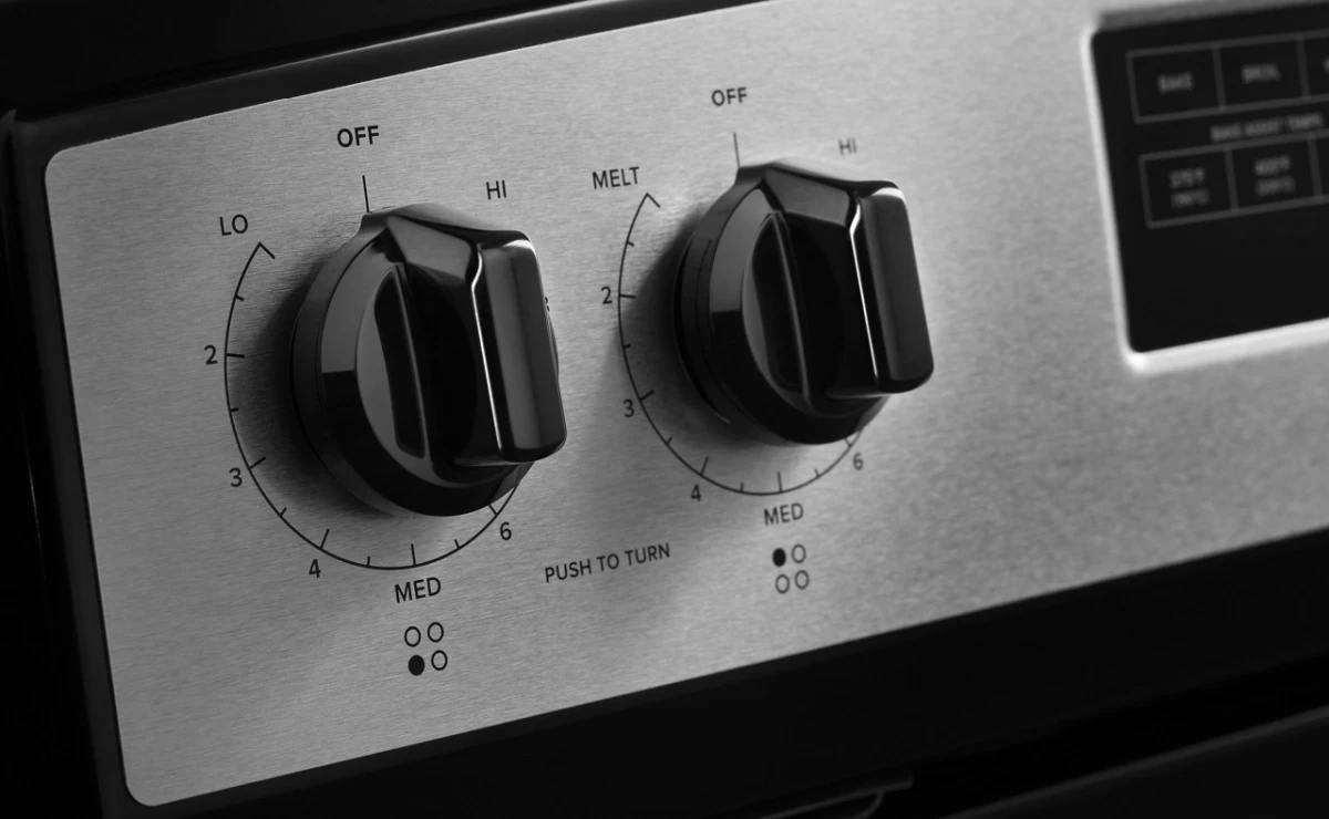 Amana® 30" Stainless Steel Freestanding Electric Range 3 Amana® 30" Stainless Steel Freestanding Electric Range