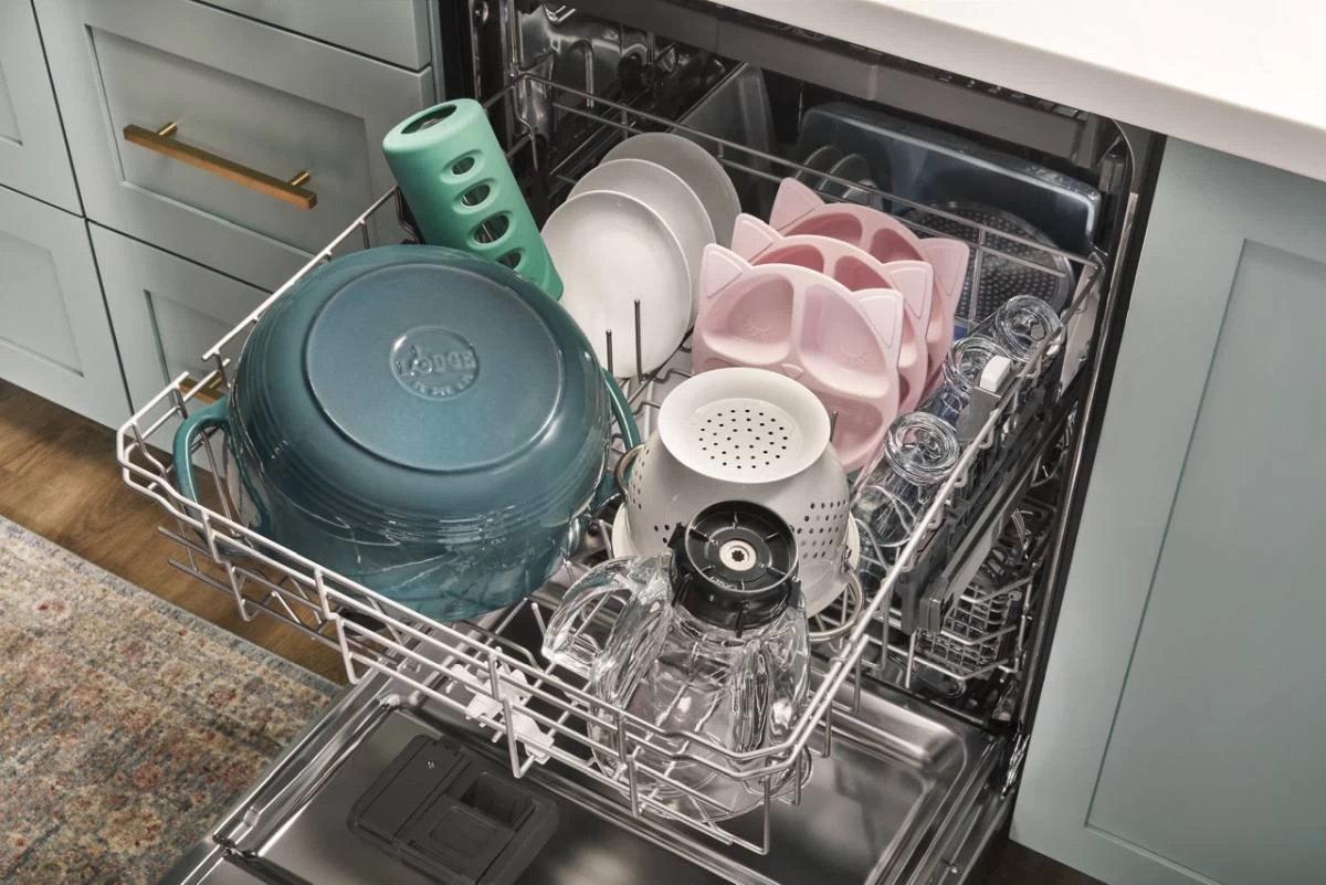 Whirlpool® 24" Biscuit Top Control Built In Dishwasher 3 Whirlpool® 24" Biscuit Top Control Built In Dishwasher