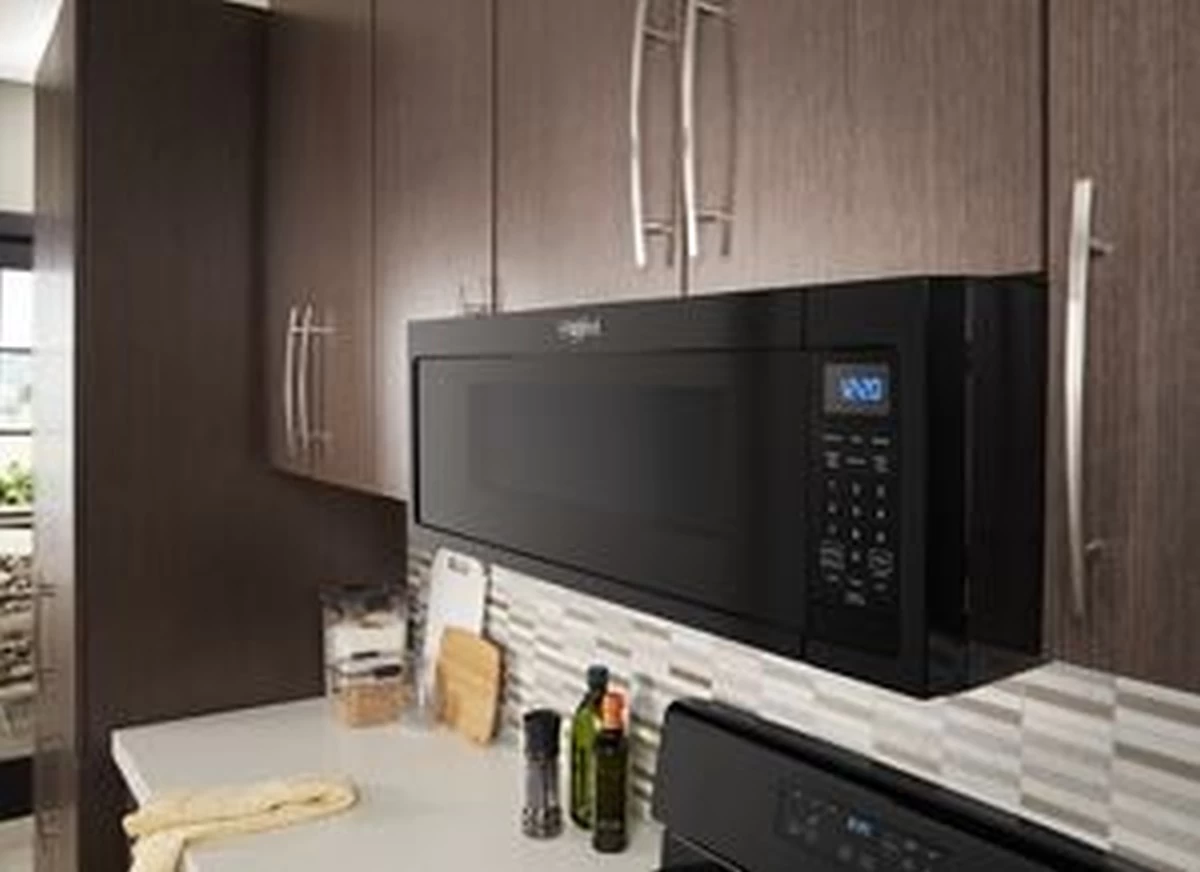 Whirlpool® 1.1 Cu. Ft. Black Low Profile Microwave Hood Combination 9 Whirlpool® 1.1 Cu. Ft. Black Low Profile Microwave Hood Combination - Image 7