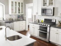 Whirlpool® 30" Stainless Steel Gas Built In Double Oven Range